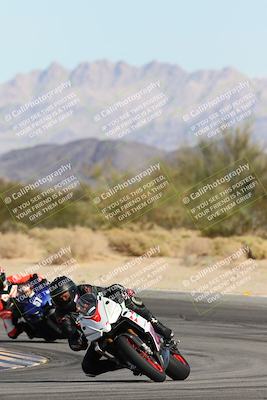 media/Nov-16-2025-Race Pace (Sun) [[8c5fa54630]]/Non Verified Riders (1st 20 Minutes)/2-Turn 10 (1010am)/